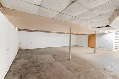 4715 W Crystal Lake Road, McHenry, IL 60050 - Photo 21