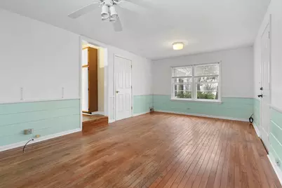 4715 W Crystal Lake Road, McHenry, IL 60050 - Photo 13