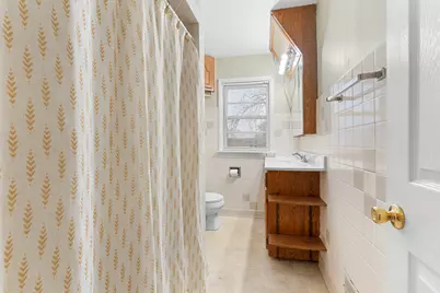 4715 W Crystal Lake Road, McHenry, IL 60050 - Photo 17