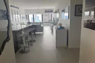 175 E Delaware Pl, Chicago, IL 60611 - Photo 3