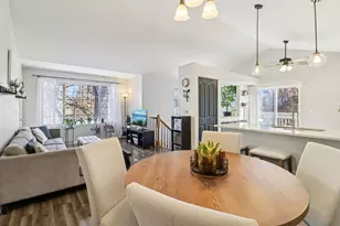 241 W Whispering Oaks Ln, Round Lake, IL 60073 - Photo 5