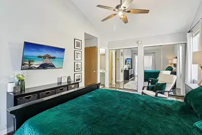 241 W Whispering Oaks Lane, Round Lake, IL 60073 - Photo 13