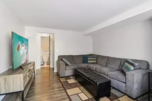 241 W Whispering Oaks Ln, Round Lake, IL 60073 - Photo 21