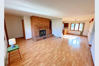 1605 Sharon Road, Streator, IL 61364 - Photo 3