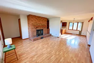 1605 Sharon Rd, Streator, IL 61364 - Photo 3