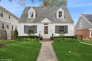 410 Leitch Ave, La Grange, IL 60525 - Photo 1