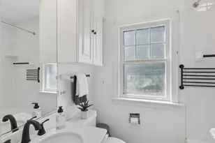 410 Leitch Ave, La Grange, IL 60525 - Photo 15