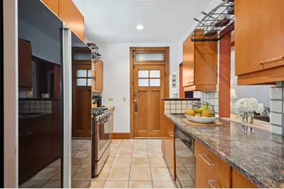 728 1/2 Hinman Avenue #2S, Evanston, IL 60202 - Photo 13