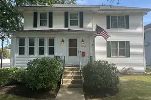 203 S Lombard Ave, Lombard, IL 60148 - Photo 1