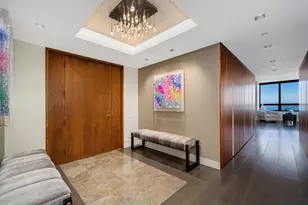 180 E Pearson St, Chicago, IL 60611 - Photo 3