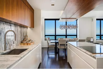 180 E Pearson Street #5804, Chicago, IL 60611 - Photo 17