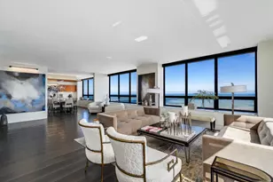 180 E Pearson St, Chicago, IL 60611 - Photo 11