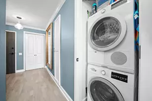 1030 N State St, Chicago, IL 60610 - Photo 19