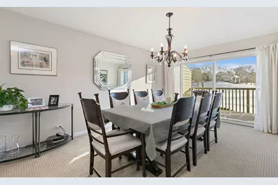 529 White Oak Lane, Lake Barrington, IL 60010 - Photo 9