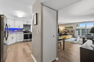 6033 N Sheridan Rd, Chicago, IL 60660 - Photo 13