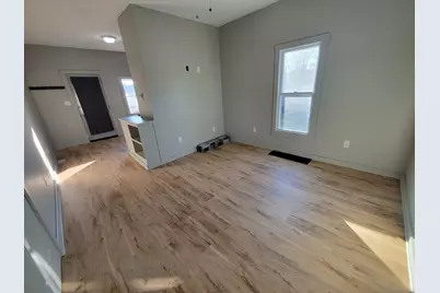 533 Deleon Street, Ottawa, IL 61350 - Photo 3