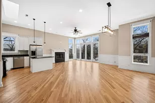 [Address not provided], Chicago, IL 60645 - Photo 3