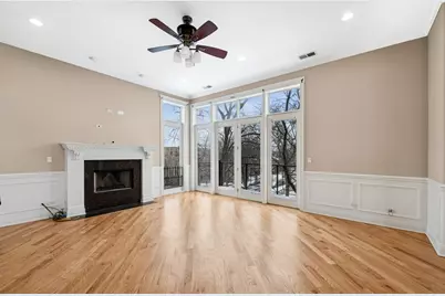 [Address not provided], Chicago, IL 60645 - Photo 5