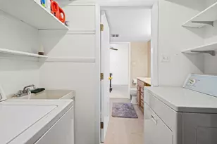 2 Cour Masson, Palos Hills, IL 60465 - Photo 5