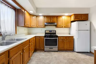 1632 Poplar Lane, Woodstock, IL 60098 - Photo 3