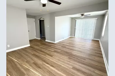 156 S Elm Street, Manteno, IL 60950 - Photo 5