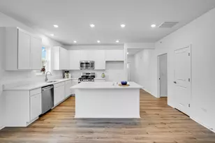 12246 Barcroft Cir, Huntley, IL 60142 - Photo 3