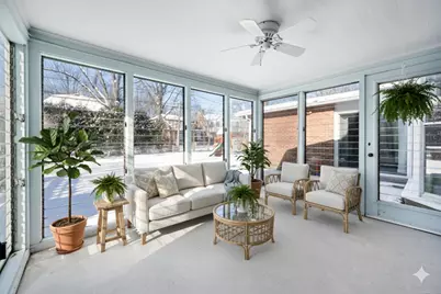 9024 Karlov Avenue, Skokie, IL 60076 - Photo 5