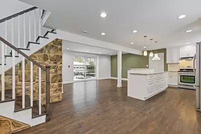 586 N 7th Avenue, Des Plaines, IL 60016 - Photo 9