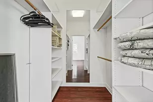 586 N 7th Ave, Des Plaines, IL 60016 - Photo 13