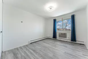 10015 Beverly Dr, Skokie, IL 60076 - Photo 15