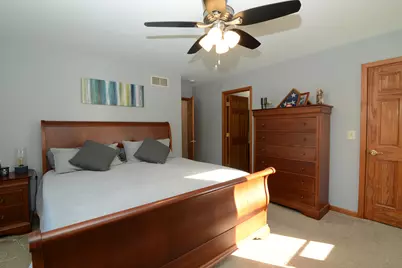 107 S River Road, McHenry, IL 60051 - Photo 15