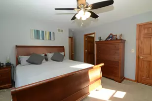 107 S River Rd, McHenry, IL 60051 - Photo 15