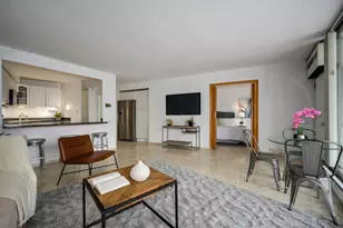 300 N State St, Chicago, IL 60654 - Photo 5