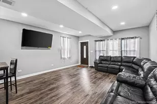 12531 S Honore St, Calumet Park, IL 60827 - Photo 5