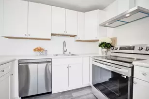 2754 N Hampden Ct, Chicago, IL 60614 - Photo 5