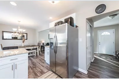 423 Windridge Drive, Round Lake Park, IL 60073 - Photo 13