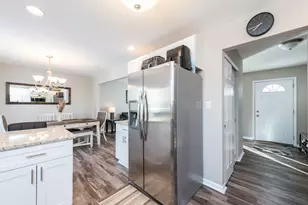 423 Windridge Dr, Round Lake Park, IL 60073 - Photo 13