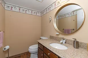 1021 Abbey Dr, Crystal Lake, IL 60014 - Photo 11