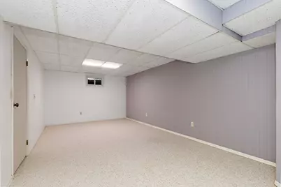 1021 Abbey Drive, Crystal Lake, IL 60014 - Photo 21