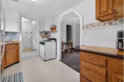 530 E Main Street, Morris, IL 60450 - Photo 17