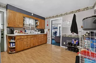 530 E Main St, Morris, IL 60450 - Photo 7