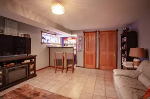 1648 Glen Ellyn Rd, Glendale Heights, IL 60139 - Photo 13