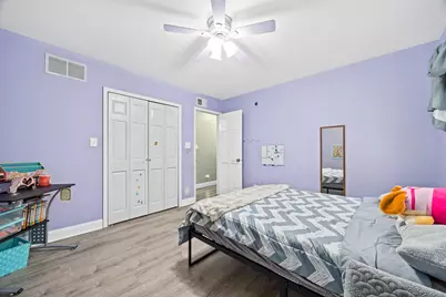 6767 Greenleaf Street, Woodridge, IL 60517 - Photo 27