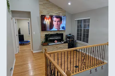 909 Mayfair Court, Elk Grove Village, IL 60007 - Photo 13