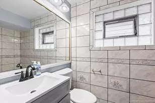 34 E 159th St, South Holland, IL 60473 - Photo 9