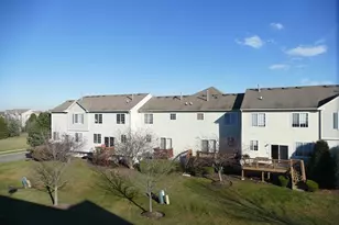 1829 Indian Hill Ln, Aurora, IL 60503 - Photo 19