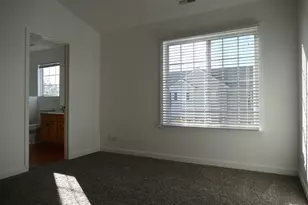 1829 Indian Hill Ln, Aurora, IL 60503 - Photo 11