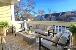 1241 Ballantrae Pl, Mundelein, IL 60060 - Photo 5