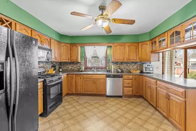 107 Fellemore Lane, Montgomery, IL 60538 - Photo 11