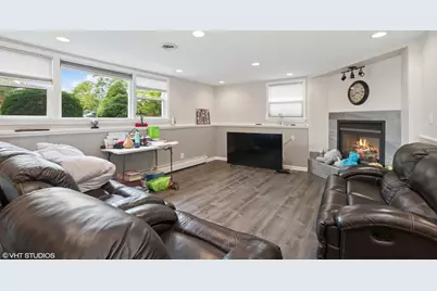 6313 W 89th Place, Oak Lawn, IL 60453 - Photo 3